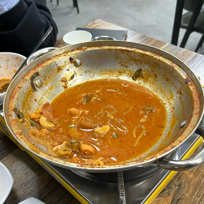 김치찌개 끓는 모습