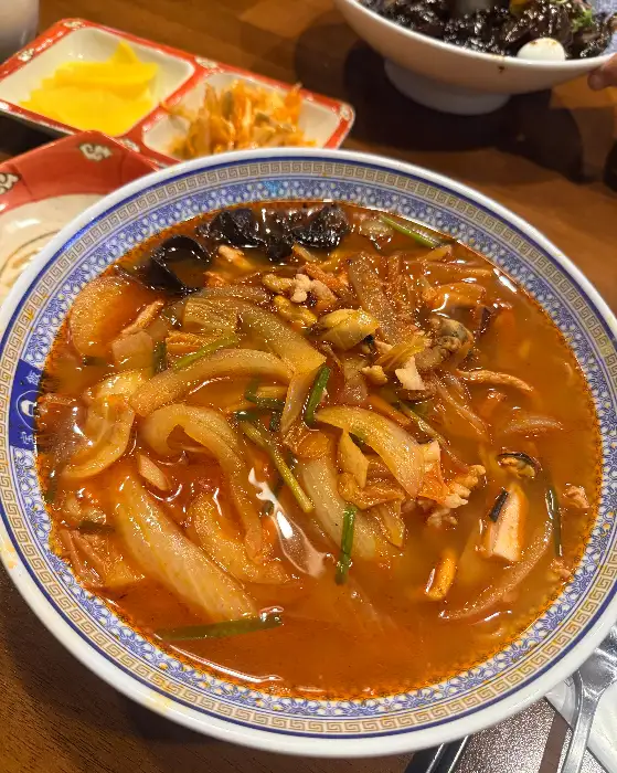 푸짐한 짬뽕