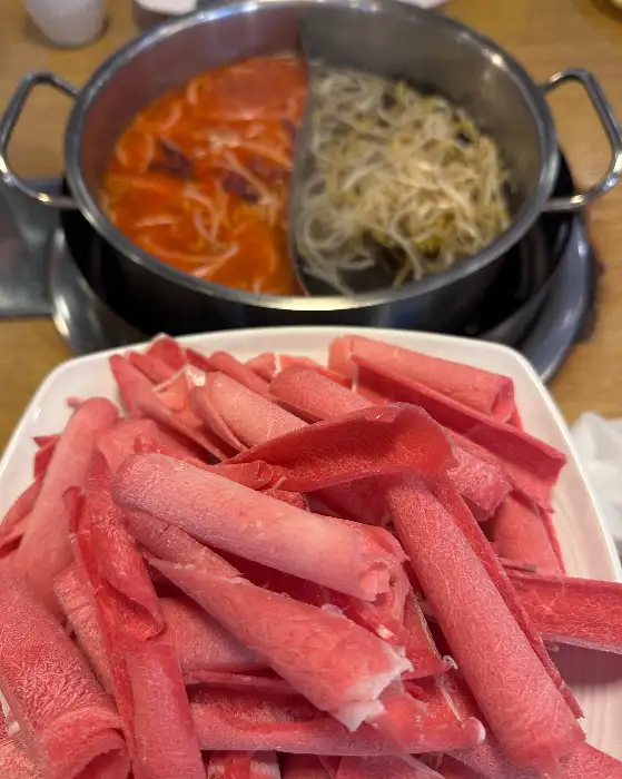 신선한 육류와 다양한 야채