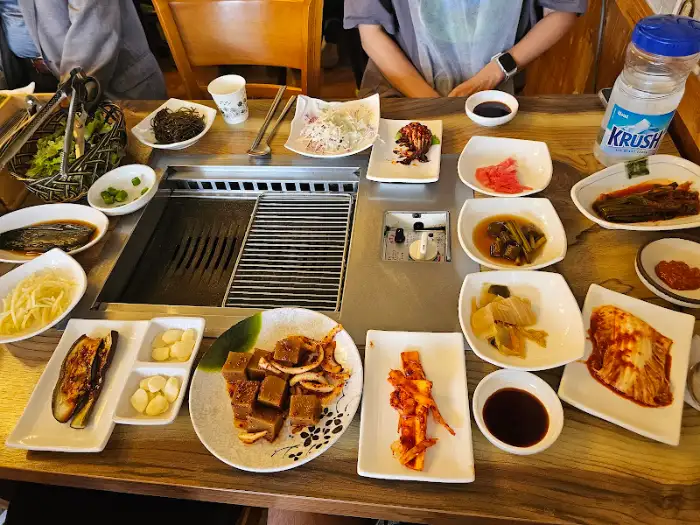 [남양주 장어 맛집 내부] 테이블마다 손님들로 북적이는 모습