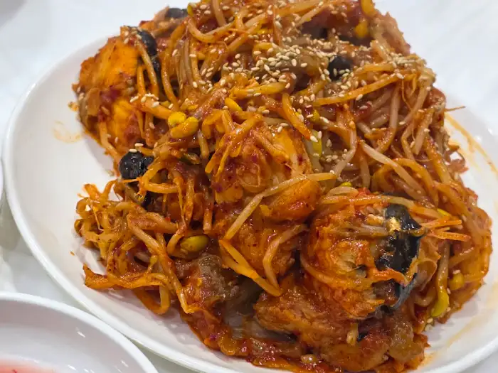 먹음직스러운 아구찜