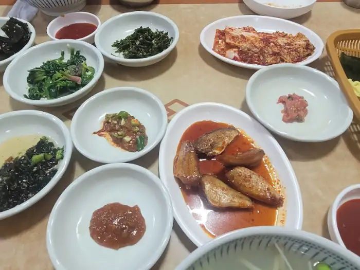 다양한 반찬들