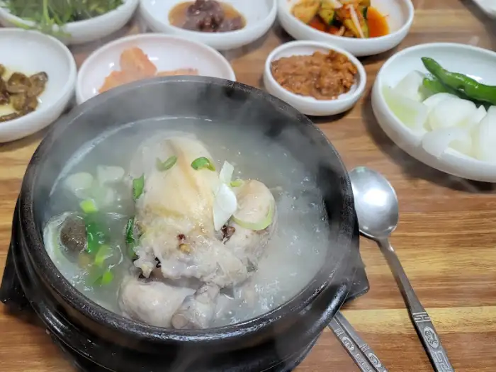 전복삼계탕 한상차림