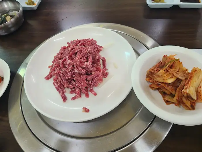 육회와 김치