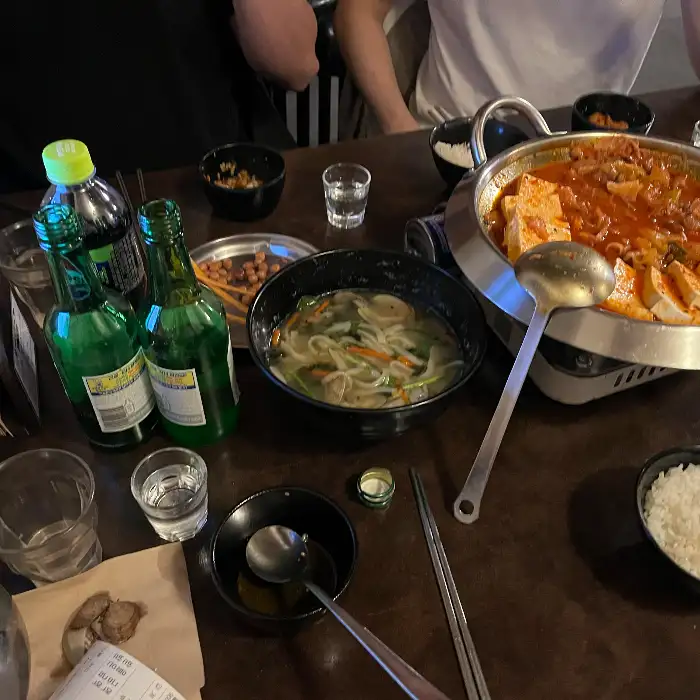 테이블 세팅