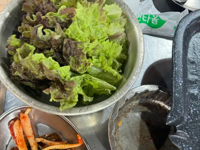 싱싱한 상추와 쌈 채소