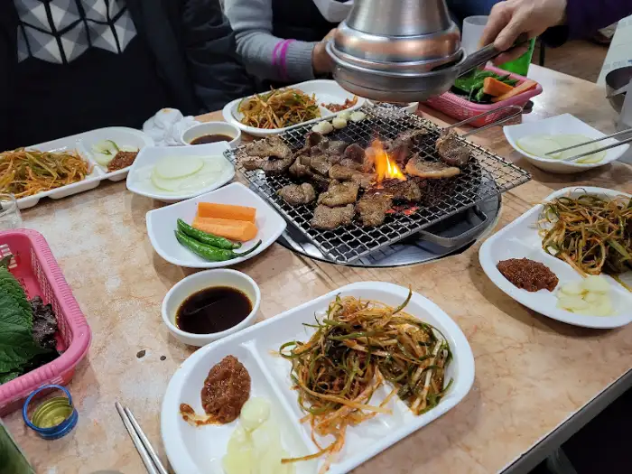 88 돼지갈비 굽는 모습