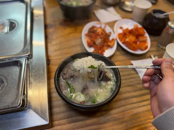 고바우설렁탕 내부 모습