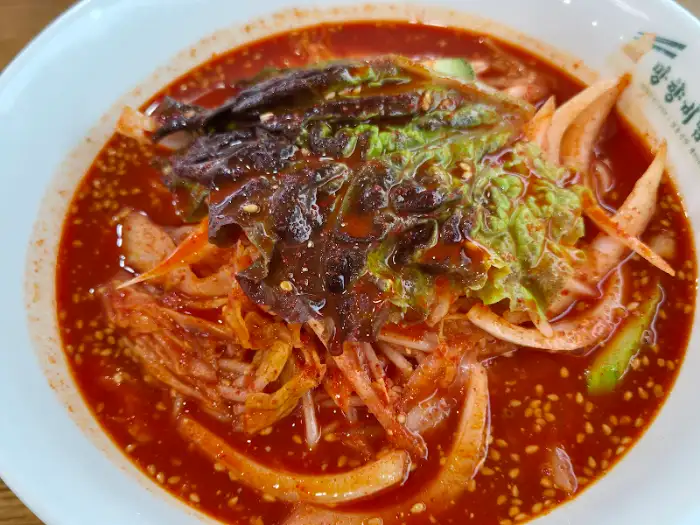 망향비빔국수 메인 비빔국수