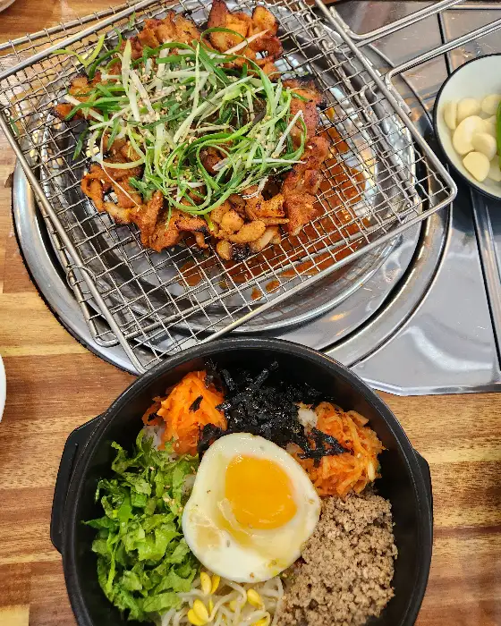 석쇠불고기와 비빔밥