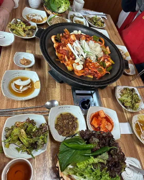 오리불고기 상차림