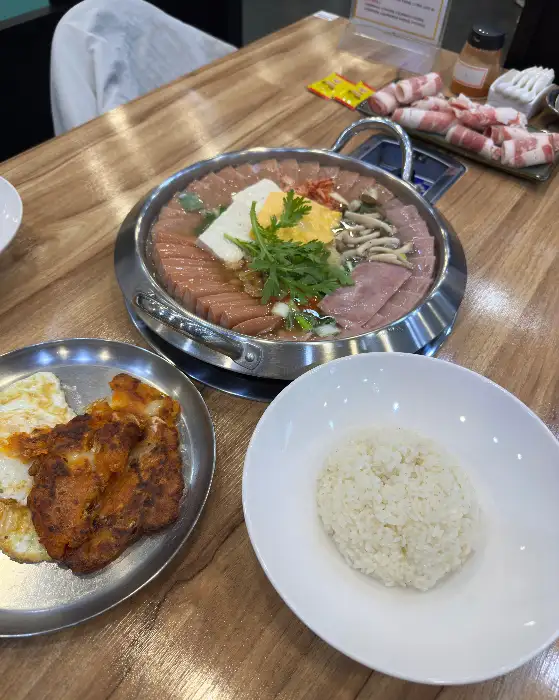 셀프 김치전과 계란 후라이