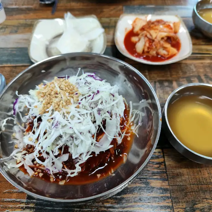 비빔 메밀 막국수