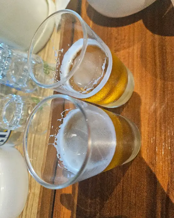 시원한 맥주 두 잔