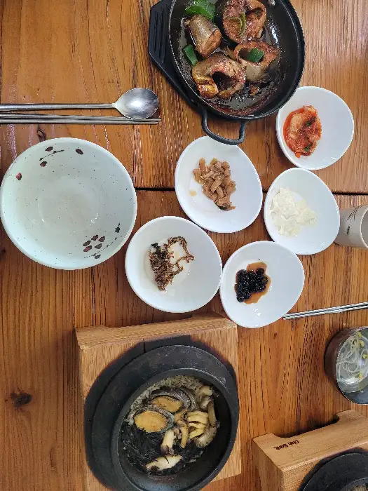 전복돌솥밥 클로즈업