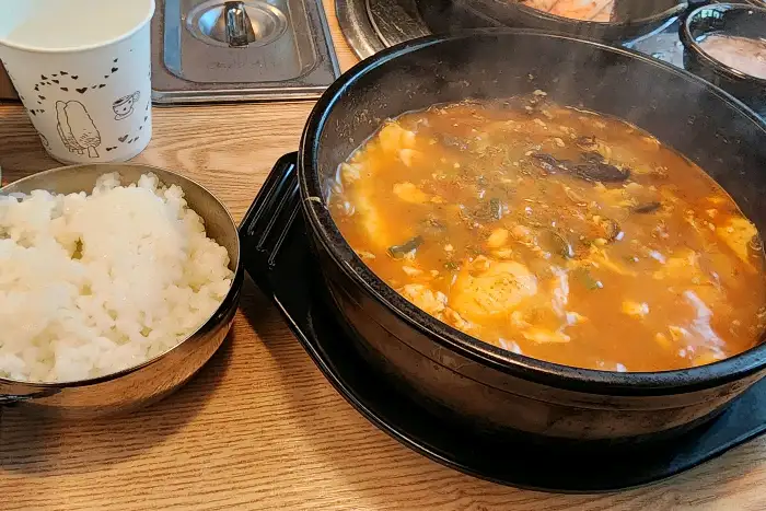 순대가 담긴 접시