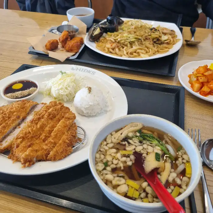 로스까스와 해물우동 세트