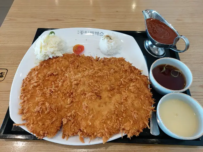 돈까스와 소스, 수프