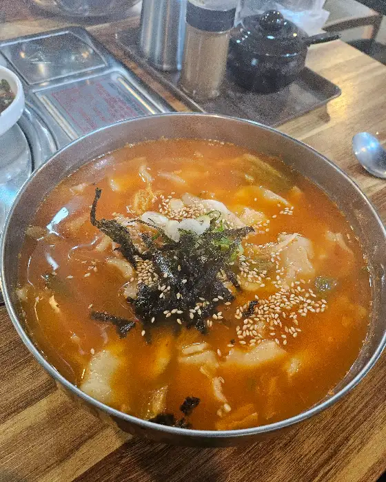 장칼국수 한 그릇