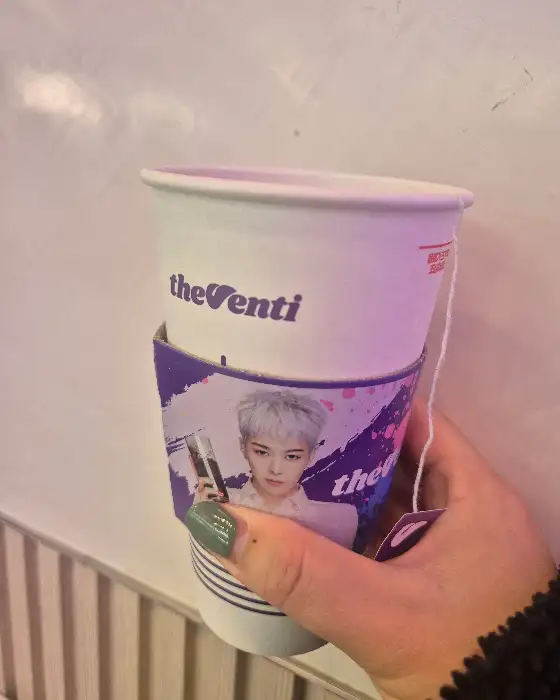 커피 컵 홀더 이미지