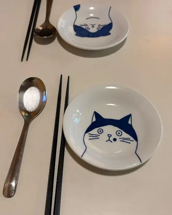 고양이 그림 접시