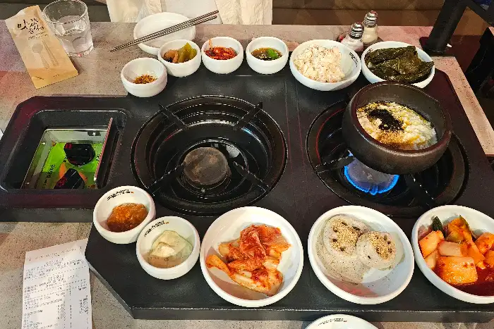 테이블 세팅 전체 모습