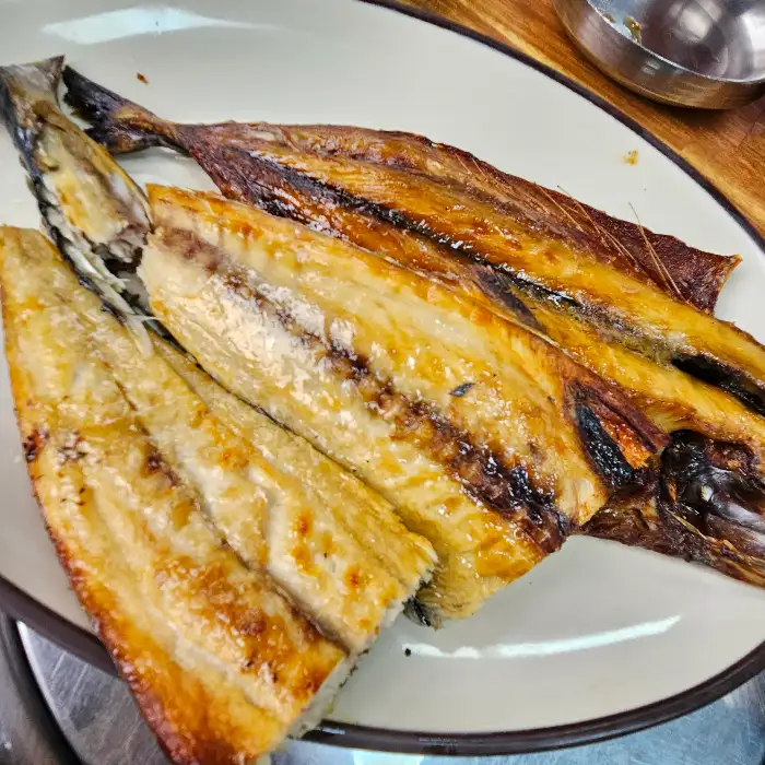 진식당의 삼치구이 모습