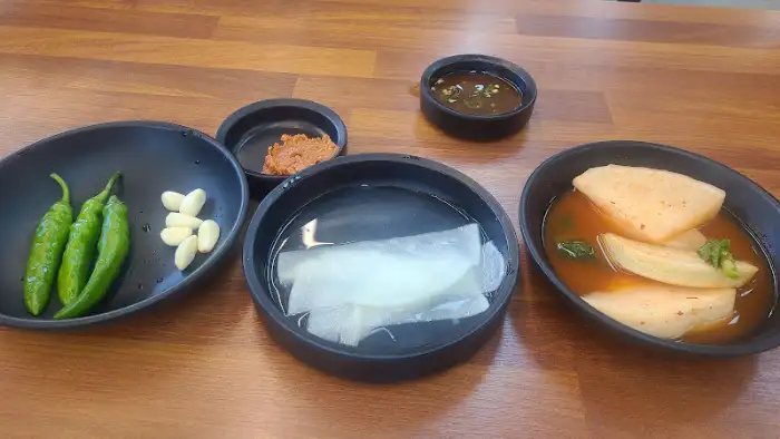 밑반찬과 국물