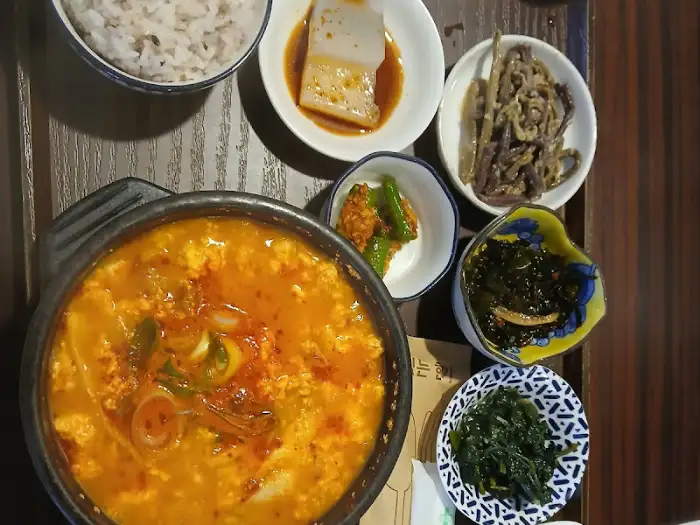 김인수할머니순두부집 순두부찌개 클로즈업