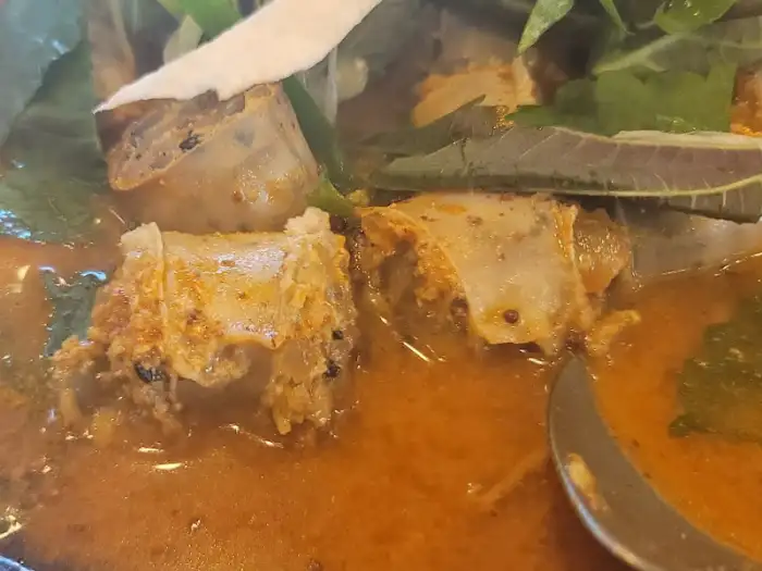 순대전골 속 순대 확대샷