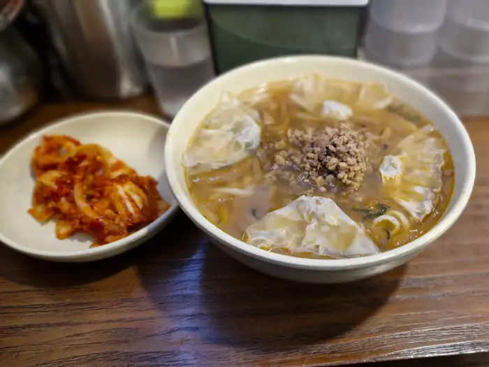 김치와 칼국수