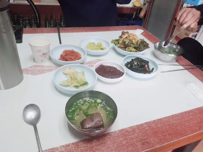밑반찬 세팅