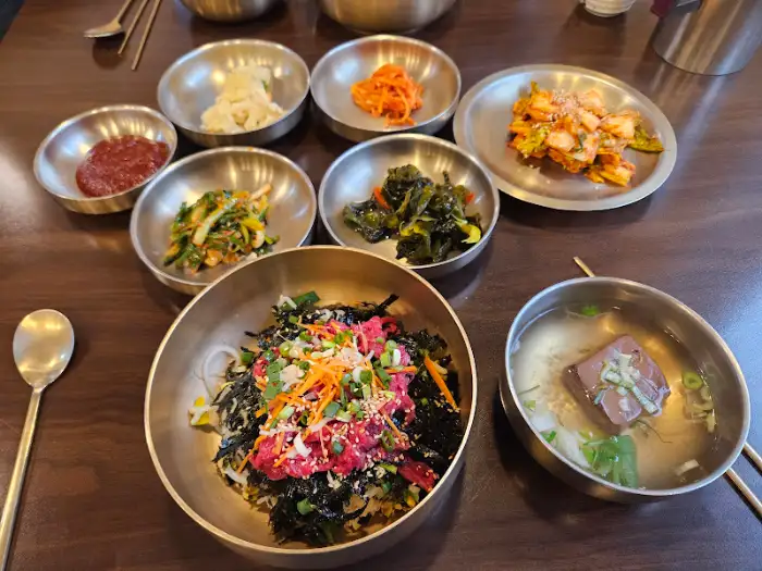 테이블 전체 음식 사진