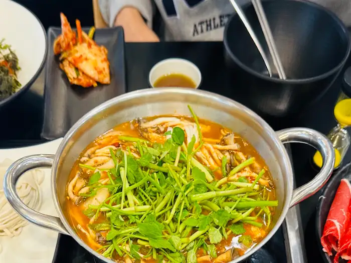 칼국수와 함께 나온 국물