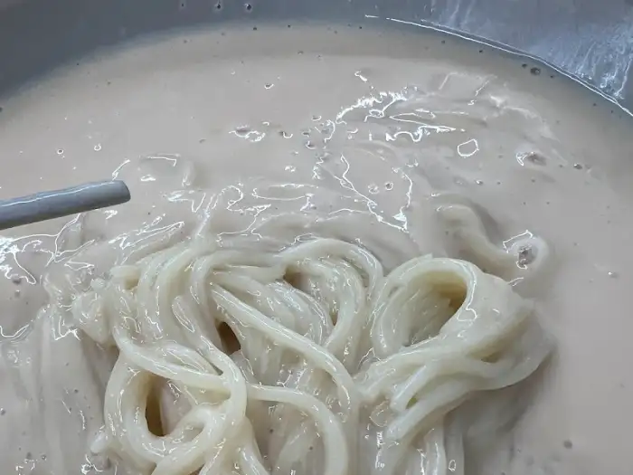 진주집 콩국수 면발