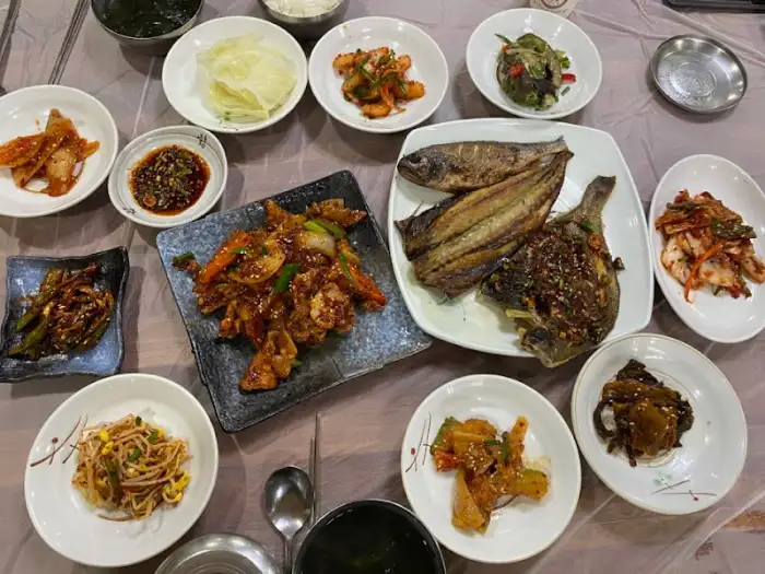 매콤달콤한 양념의 제육볶음