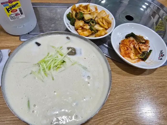 콩국수와 밑반찬