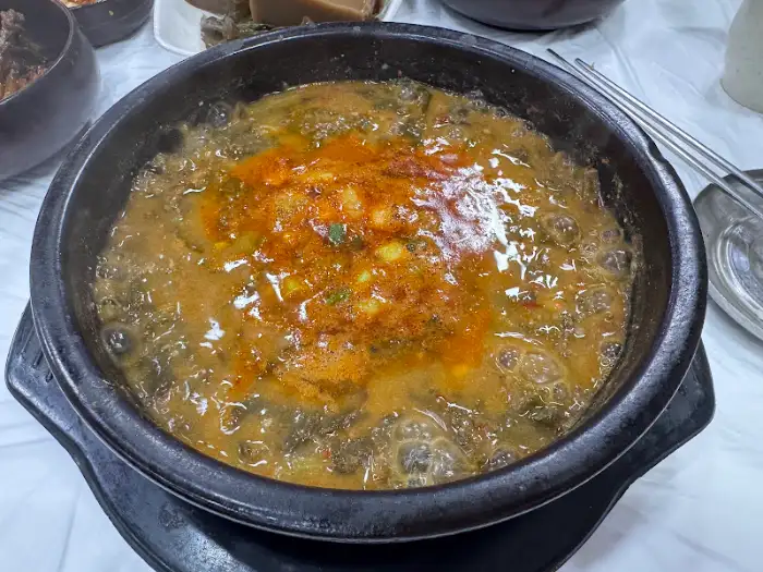 보글보글 끓는 추어탕