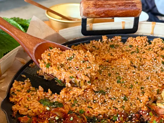 꼬막 비빔밥 클로즈업 사진