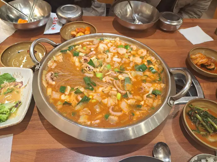푸짐한 해물찜 메인 요리