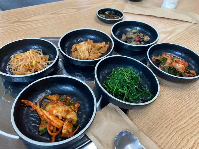 정갈한 밑반찬들