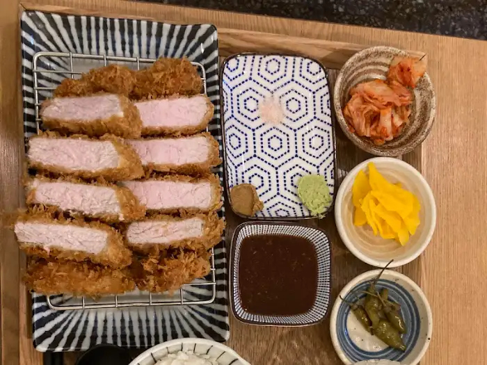 돈까스 정식 구성