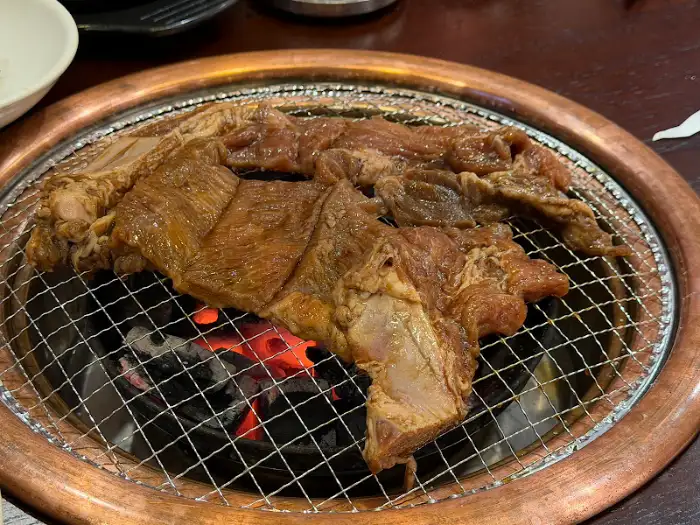 따뜻한 솥밥