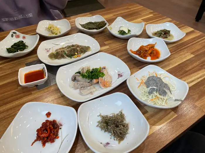 다양한 반찬들