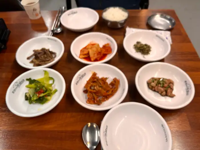 한우리식당 메뉴판