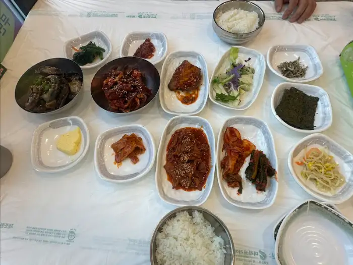 푸짐한 한상차림
