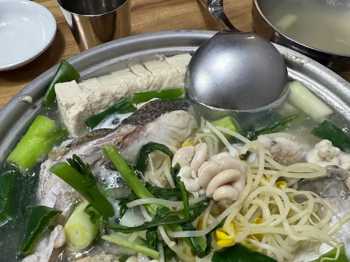 생태탕 끓는 모습