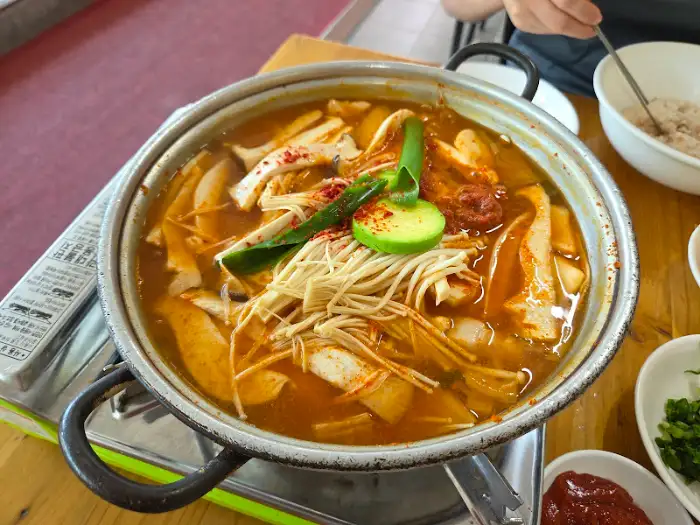 푸짐한 두부전골