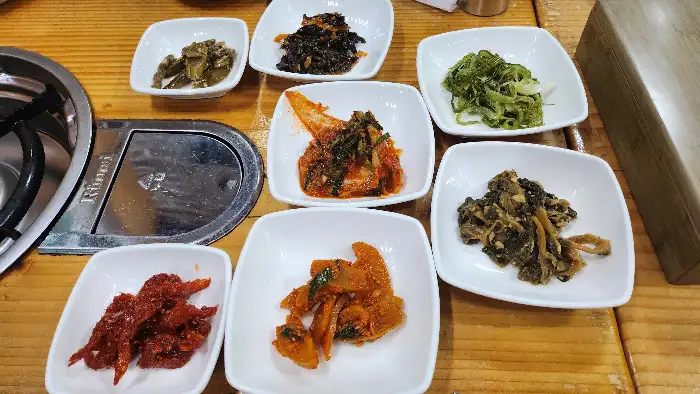 밑반찬 확대 모습