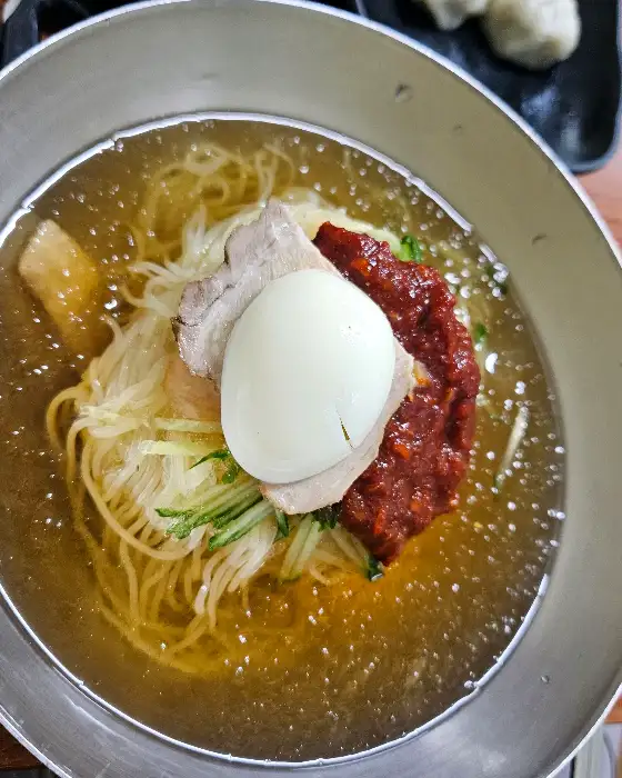 물밀면 클로즈업